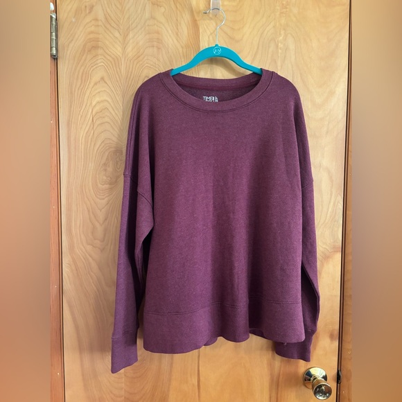 Time and Tru Plum Crewneck Size Large NWT - Picture 2 of 6